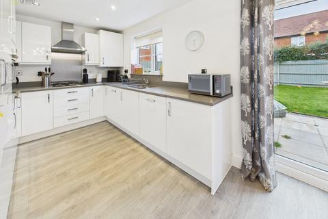 4 bedroom detached house for sale, Bellingham Grove, Tamworth B79