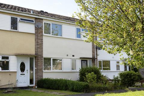 3 bedroom terraced house to rent, Caraway Road, Cambridge CB21