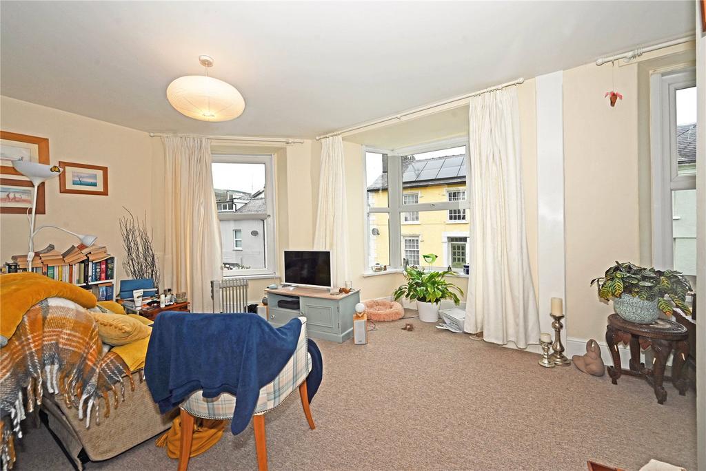 Flat 1 (First Floor)