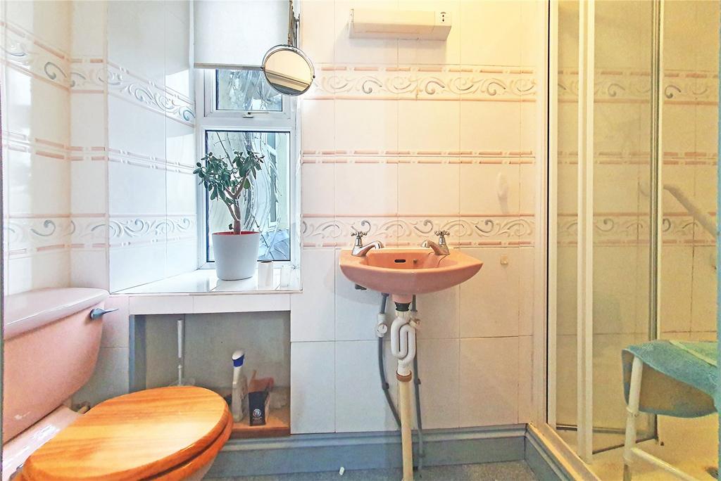 Cuddfan-Ensuite