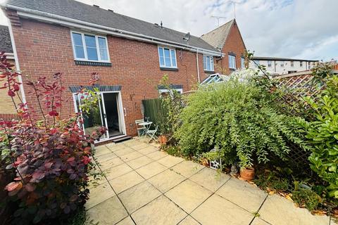 2 bedroom terraced house for sale, Pound Way, Southam