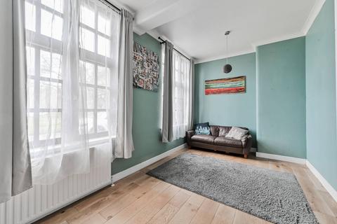 undefined, Hood Lodge, Aldersbrook, London, E11