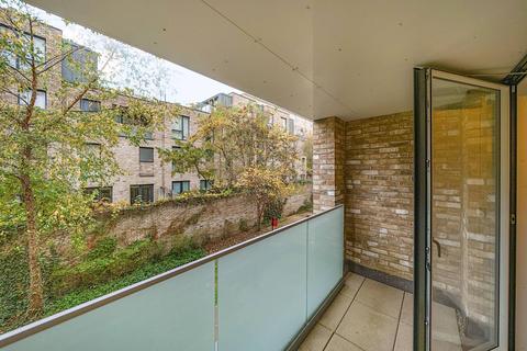 3 bedroom flat to rent, Cambridge Avenue, North Maida Vale, London, NW6