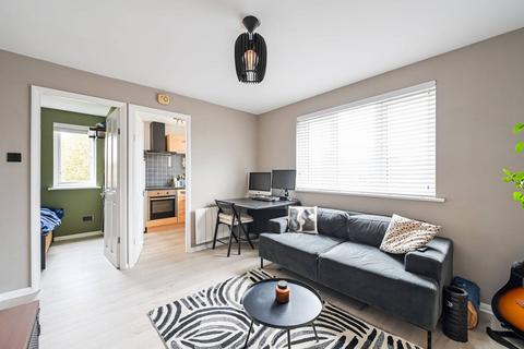 undefined, Green Pond Close, Walthamstow, London, E17