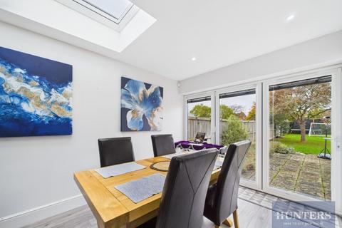 4 bedroom semi-detached house for sale, Hatherley Road, Hatherley, Cheltenham