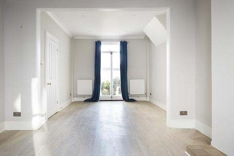 undefined, Clifton Street, Brighton BN1