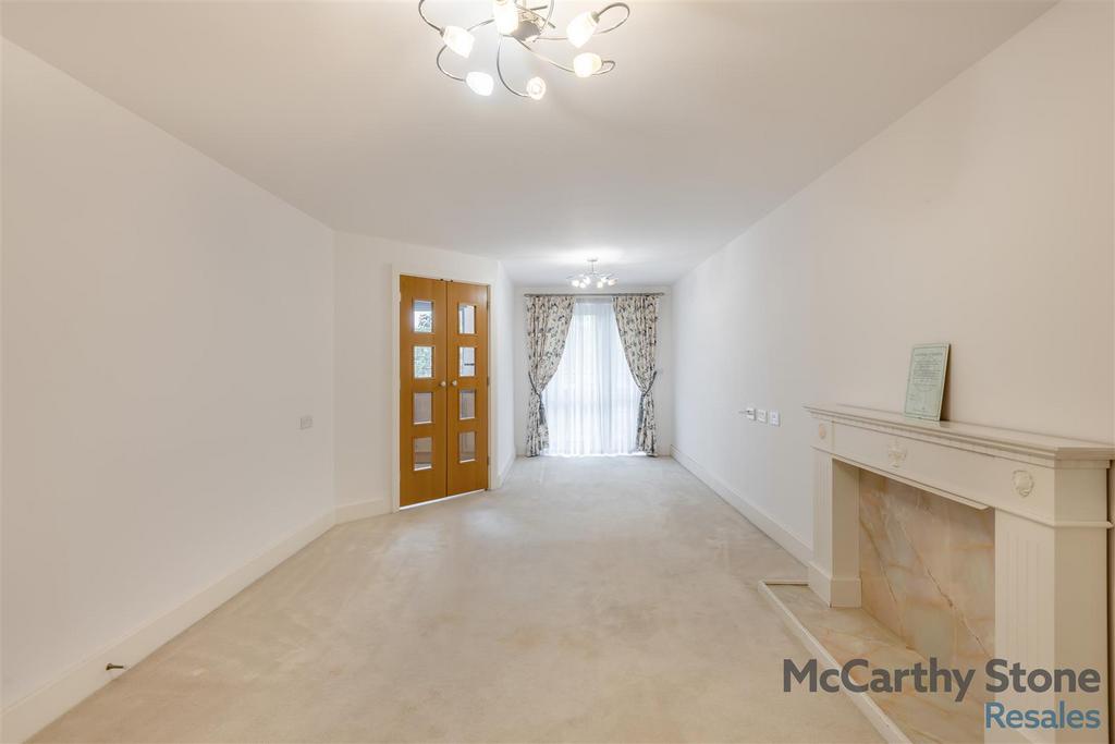 8667784-interior05.jpg