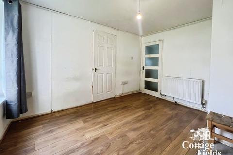 undefined, Southbury Avenue, Enfield, EN1