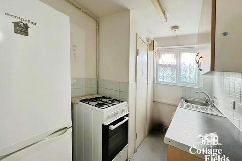 undefined, Southbury Avenue, Enfield, EN1