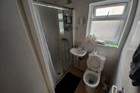 1 bedroom retirement property to rent, 36 Ham Park Rd, E15