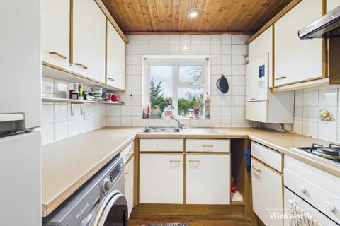 undefined, Haydon Close, Kingsbury NW9