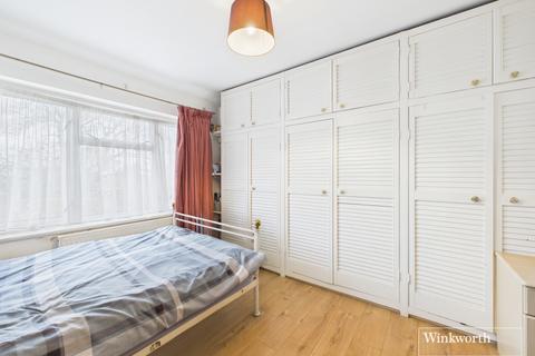 undefined, Haydon Close, Kingsbury NW9