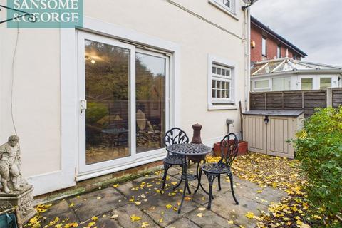 undefined, Holly Close, Bramley, Tadley, Hampshire, RG26