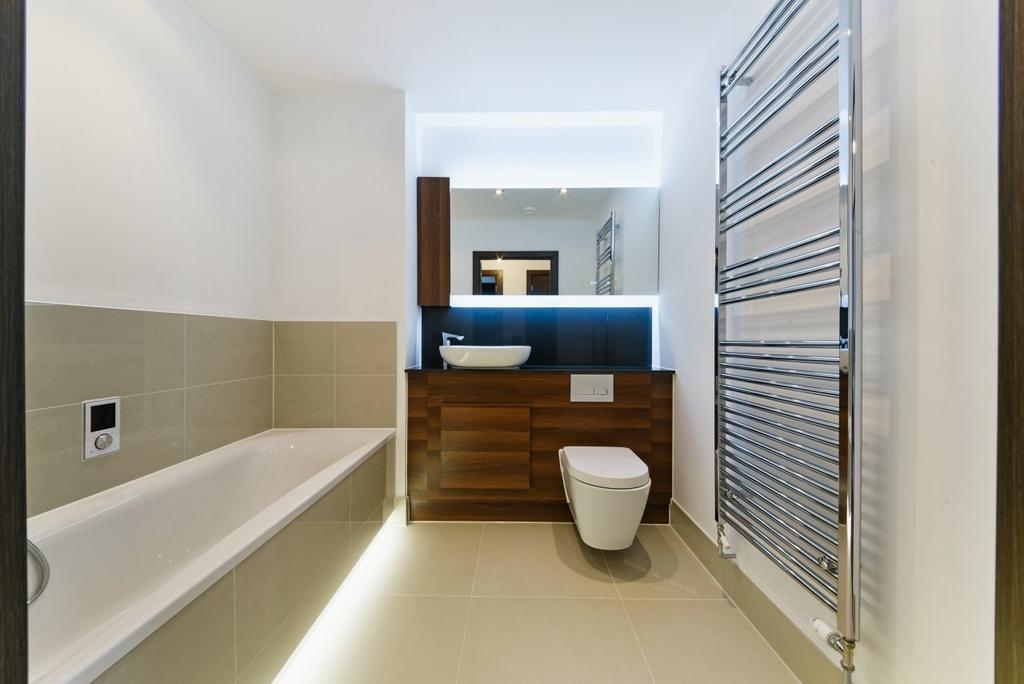 Bathroom Sharleston
