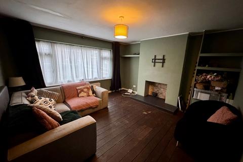 3 bedroom semi-detached house for sale, Swallowfield, Ashford TN24