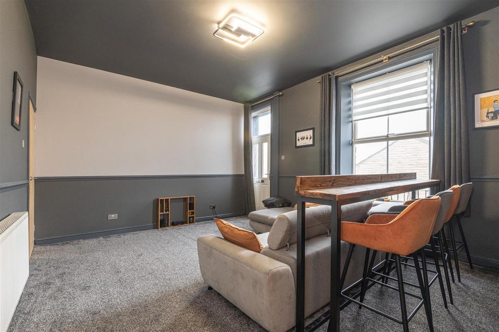 Second Lounge