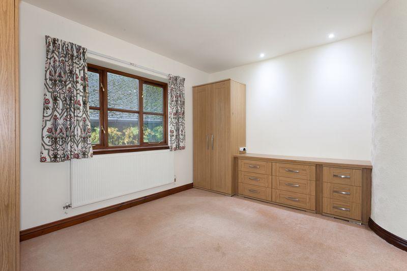 Study/bedroom 4