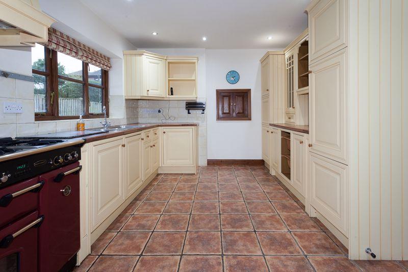 Dining kitchen