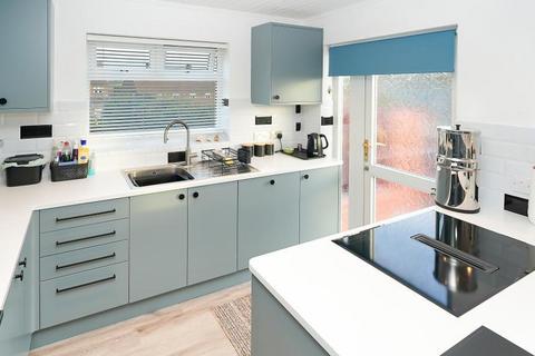 undefined, Sharpenhoe Road, Streatley, LU3 3PS