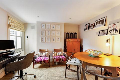 3 bedroom flat for sale, Huron Road, London, SW17