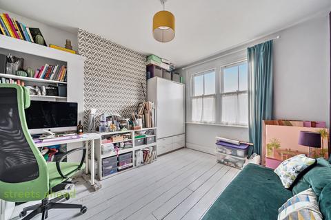 9 Baring Road, Croydon, CR0 7DD