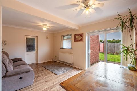 3 bedroom semi-detached house for sale, Springhill Road, Wednesfield, Wolverhampton, West Midlands, WV11