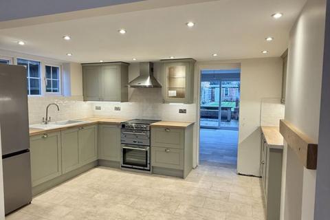 3 bedroom terraced house for sale, Henfield Road, Cowfold