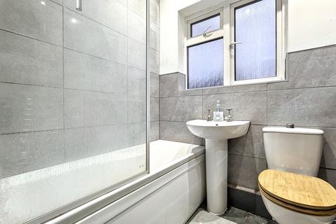 4 bedroom house to rent - Whiteway Road, Bristol BS5