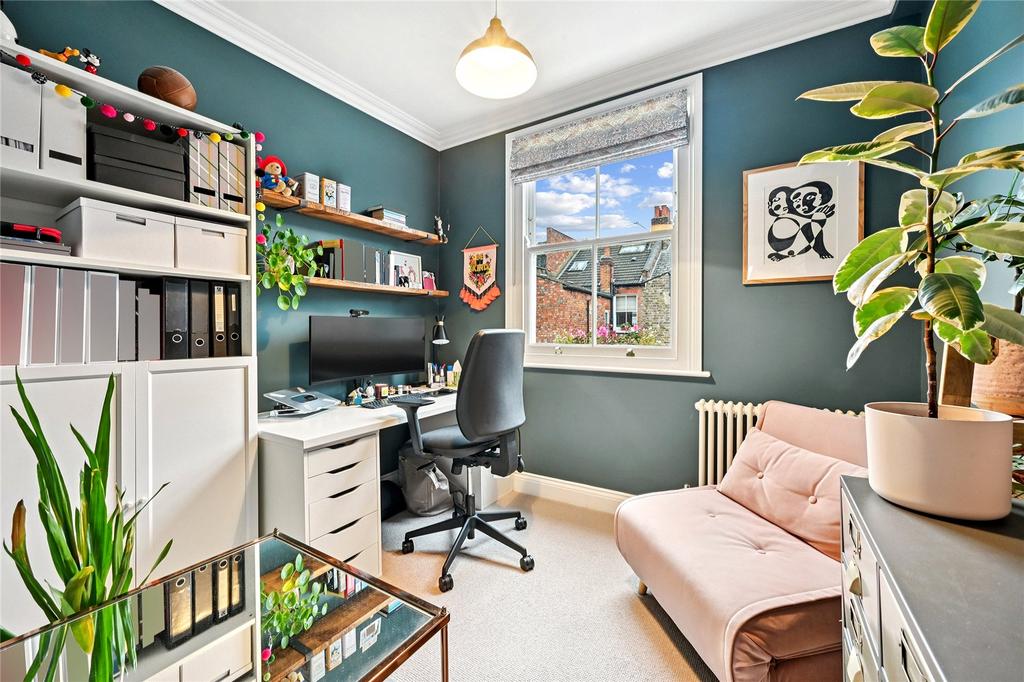 Bedroom Three/Study