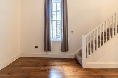 1 bedroom apartment for sale, Royal Drive, London N11