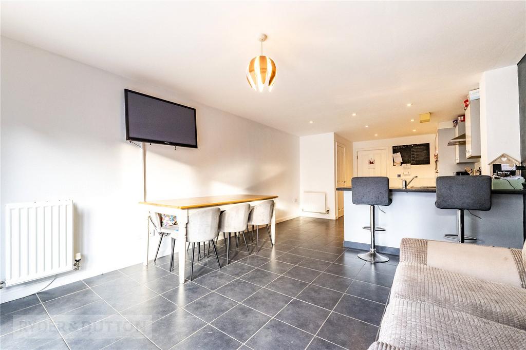 Kitchen/Diner/Living