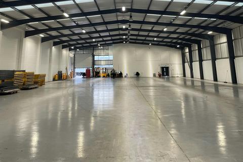 Distribution warehouse to rent, Brunel Rd Totton SO40 3SH