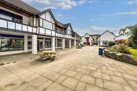 Retail property (high street) to rent, 46-52 Red Lion Yard Okehampton EX20 1AW
