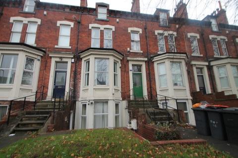 9 bedroom house to rent, Cardigan Road, Leeds LS6