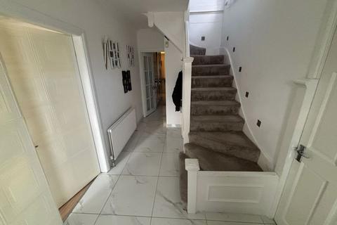 5 bedroom detached house for sale, Kings Drive, Edgware, Middlesex, HA8 8EE