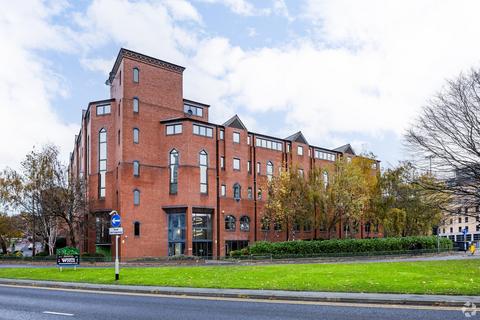 Office to rent, 2 Park Ln Leeds LS3 1ES