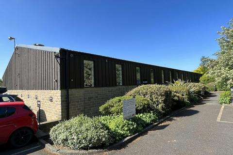 Office to rent, Tarn Ln Leeds LS17 9BF