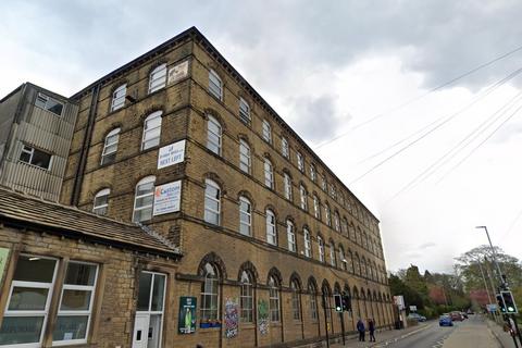 Office to rent, Huddersfield Rd Thongsbridge HD9 7RW