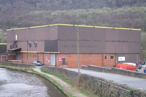 Warehouse to rent, Greenhill Industrial Estate Mytholmroyd HX7 5QF
