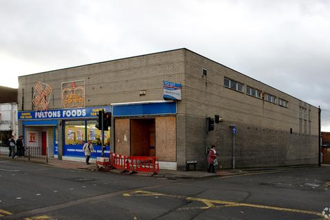 Retail property (high street) to rent, 105-109 Market St Heckmondwike WF16 0HB
