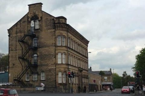 Office to rent, 21 St Johns Rd Huddersfield HD1 5BW