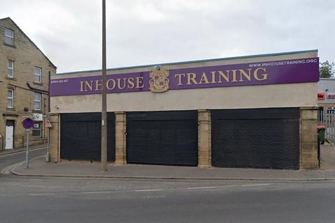 Retail property (high street) to rent, 46 Wellington Rd Dewsbury WF13 1HX