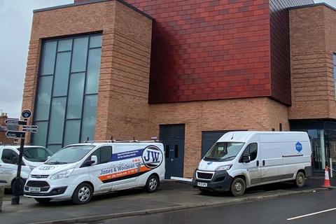 Retail property (high street) to rent, East Rd Northallerton DL6 2UU