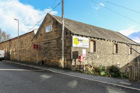 Office to rent, 225-229 Longwood Rd Huddersfield HD3 4EL