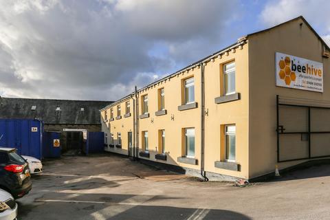Office to rent, 225-229 Longwood Rd Huddersfield HD3 4EL