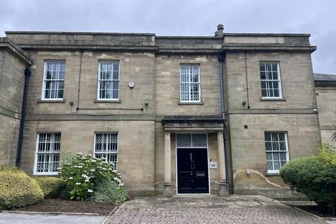 Office to rent, Elmete Ln Leeds LS8 2LQ