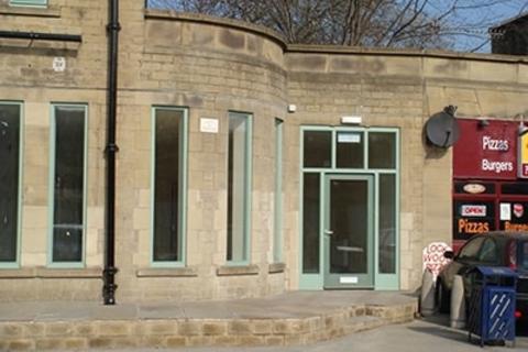 Pub to rent, 260 Lockwood Rd Huddersfield HD1 3TG