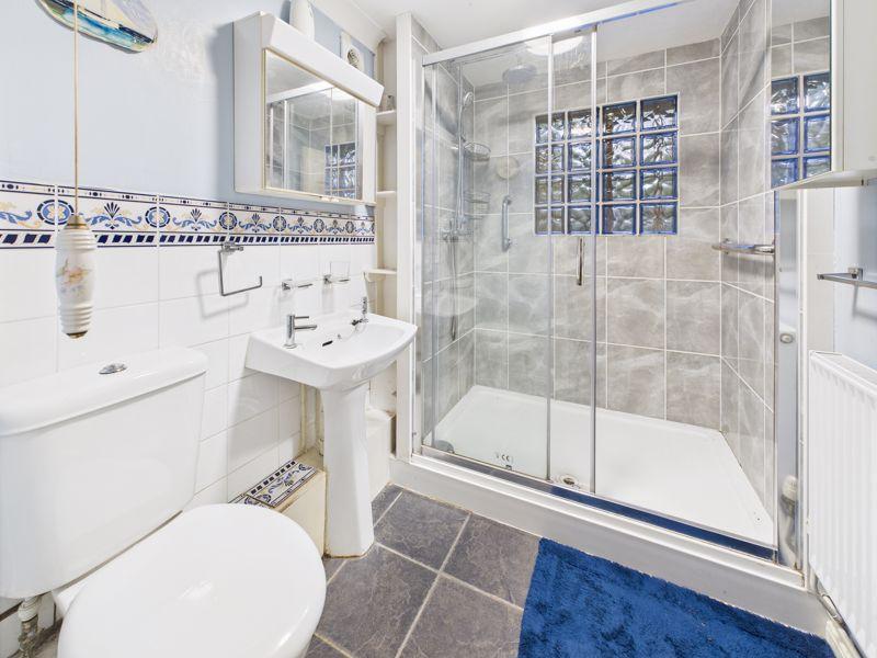 Ensuite shower room