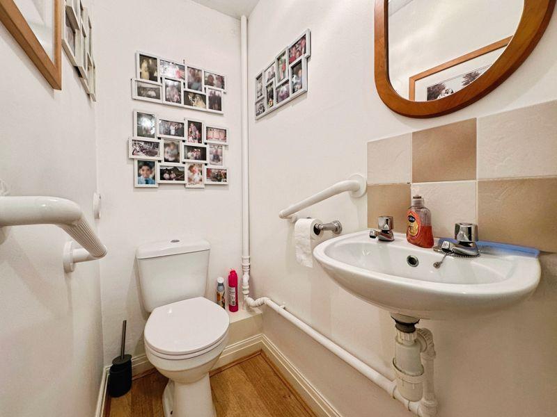 Guest Cloak Room