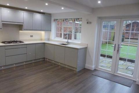 4 bedroom terraced house for sale, Fieldhead Gardens, Bourne End SL8